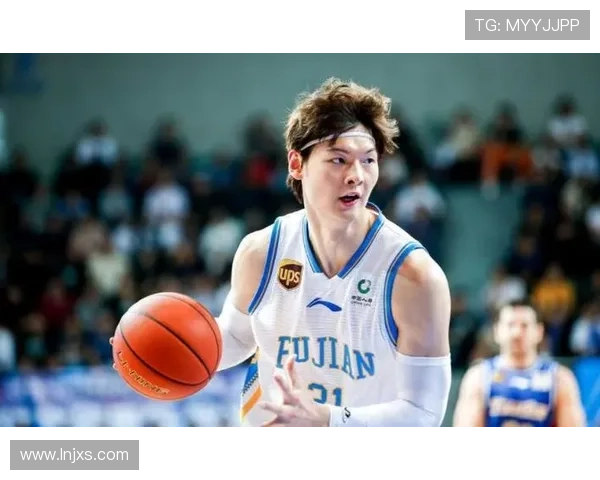 [CBA]盖利送助攻 前空位三分应声入网.